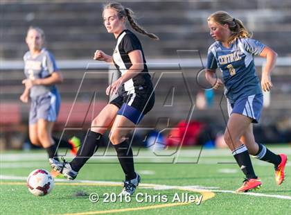 Thumbnail 1 in Science Hill vs. Sullivan Central (Big 7 Conference Jamboree) photogallery.