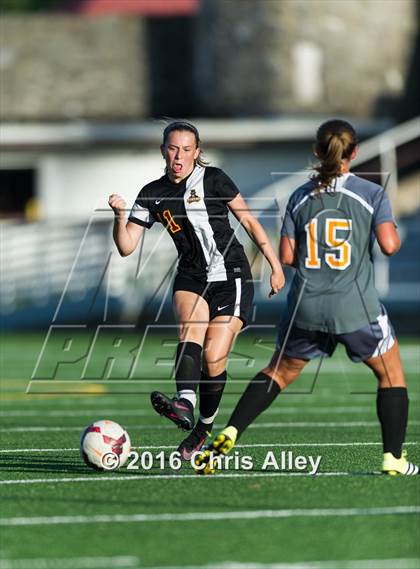 Thumbnail 3 in Science Hill vs. Sullivan Central (Big 7 Conference Jamboree) photogallery.