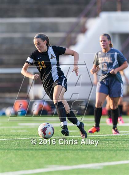 Thumbnail 1 in Science Hill vs. Sullivan Central (Big 7 Conference Jamboree) photogallery.