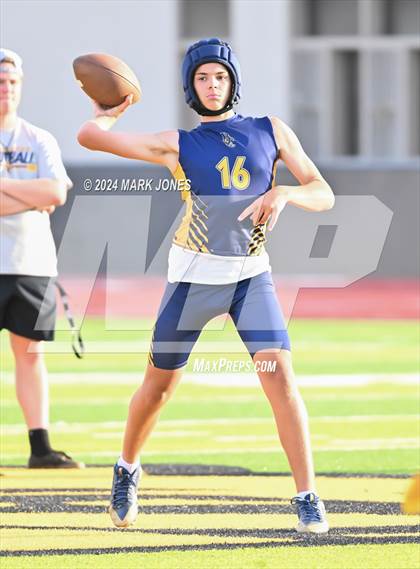 Thumbnail 1 in Goldwater vs. Bourgade Catholic (Goldwater 7 on 7 Tournament) photogallery.