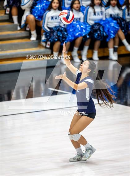 Thumbnail 1 in Marshall vs. Verdugo Hills (CIF LA City Division 1 Final) photogallery.