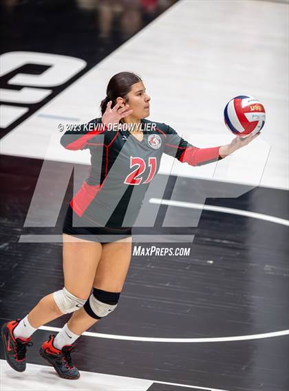 Thumbnail 2 in Marshall vs. Verdugo Hills (CIF LA City Division 1 Final) photogallery.