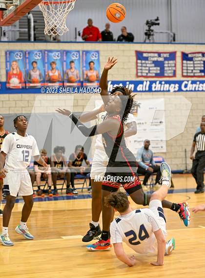 Thumbnail 3 in Florida State University High School vs Xaverian  (Sun Bash Tourney) photogallery.