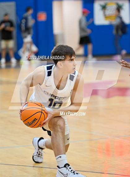 Thumbnail 2 in Florida State University High School vs Xaverian  (Sun Bash Tourney) photogallery.