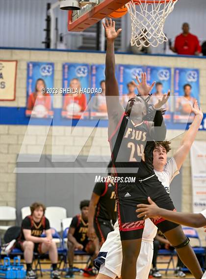 Thumbnail 2 in Florida State University High School vs Xaverian  (Sun Bash Tourney) photogallery.