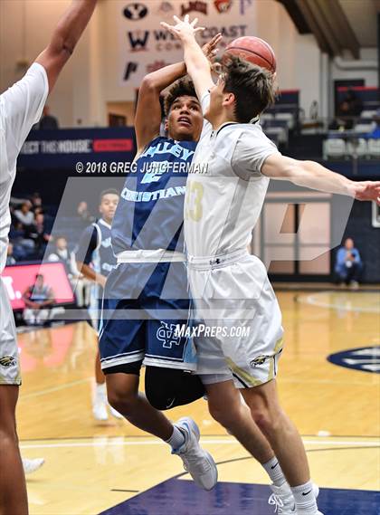 Thumbnail 1 in Valley Christian vs. Oak Park (MaxPreps MLK Classic) photogallery.