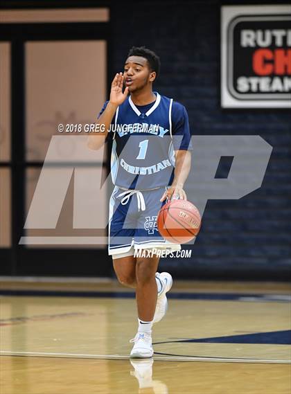 Thumbnail 1 in Valley Christian vs. Oak Park (MaxPreps MLK Classic) photogallery.