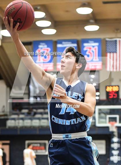 Thumbnail 2 in Valley Christian vs. Oak Park (MaxPreps MLK Classic) photogallery.