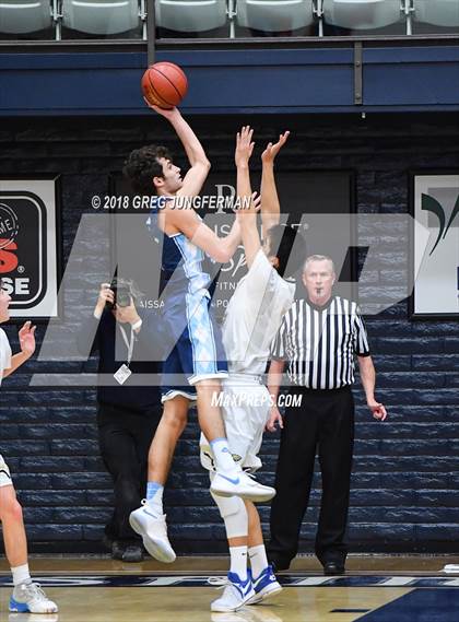 Thumbnail 3 in Valley Christian vs. Oak Park (MaxPreps MLK Classic) photogallery.