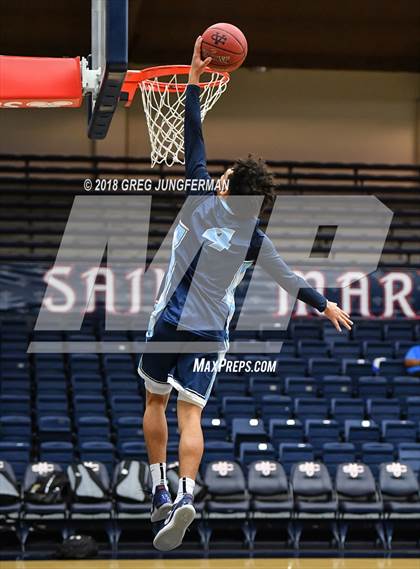 Thumbnail 2 in Valley Christian vs. Oak Park (MaxPreps MLK Classic) photogallery.