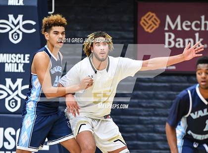 Thumbnail 1 in Valley Christian vs. Oak Park (MaxPreps MLK Classic) photogallery.