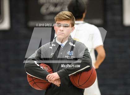 Thumbnail 1 in Valley Christian vs. Oak Park (MaxPreps MLK Classic) photogallery.