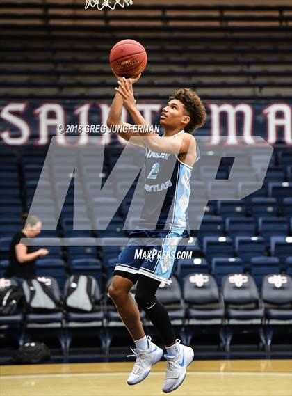 Thumbnail 1 in Valley Christian vs. Oak Park (MaxPreps MLK Classic) photogallery.