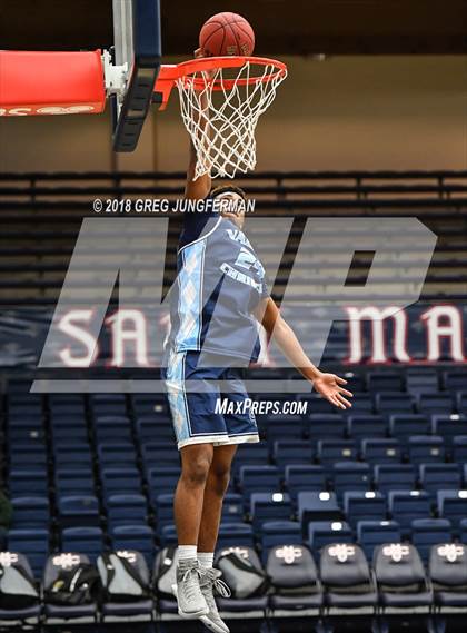 Thumbnail 2 in Valley Christian vs. Oak Park (MaxPreps MLK Classic) photogallery.