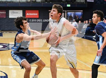 Thumbnail 3 in Valley Christian vs. Oak Park (MaxPreps MLK Classic) photogallery.