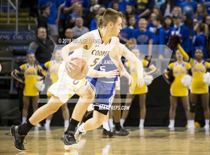 Thumbnail 1 in Highlands vs Cooper (KHSAA Ninth Region) photogallery.