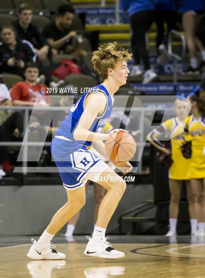 Thumbnail 2 in Highlands vs Cooper (KHSAA Ninth Region) photogallery.