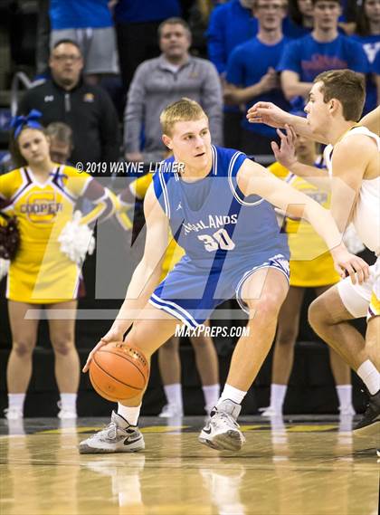 Thumbnail 3 in Highlands vs Cooper (KHSAA Ninth Region) photogallery.