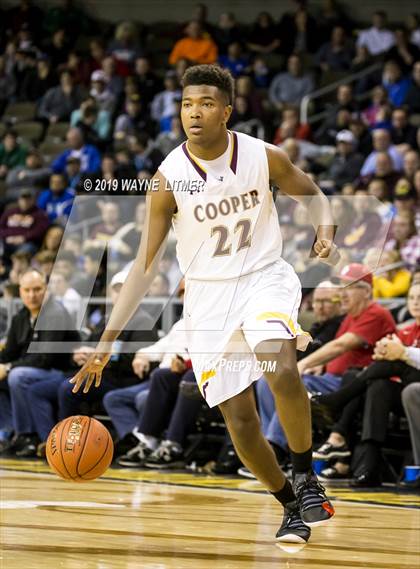 Thumbnail 1 in Highlands vs Cooper (KHSAA Ninth Region) photogallery.