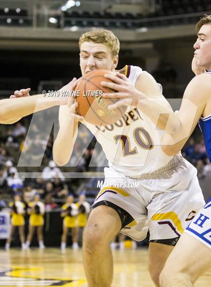 Thumbnail 2 in Highlands vs Cooper (KHSAA Ninth Region) photogallery.