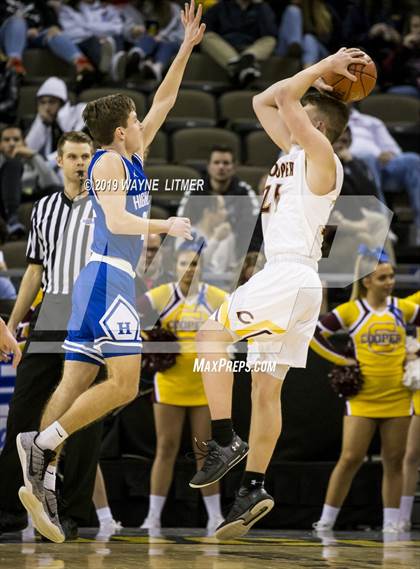 Thumbnail 2 in Highlands vs Cooper (KHSAA Ninth Region) photogallery.