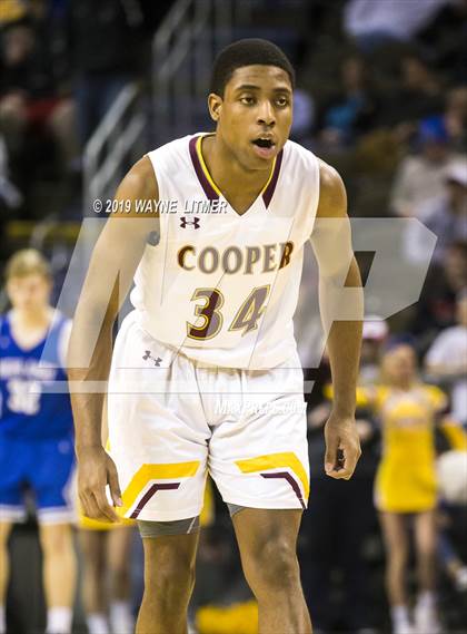 Thumbnail 2 in Highlands vs Cooper (KHSAA Ninth Region) photogallery.