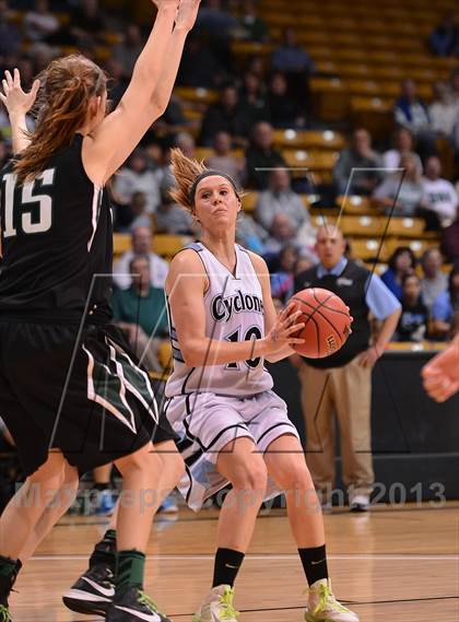 Thumbnail 1 in Pueblo West vs. D'Evelyn ( CHSAA 4A Final Four) photogallery.