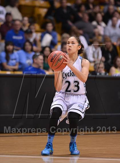 Thumbnail 3 in Pueblo West vs. D'Evelyn ( CHSAA 4A Final Four) photogallery.