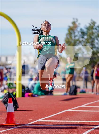 Thumbnail 1 in Los Lunas Track and Field Meet  photogallery.
