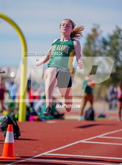 Thumbnail 1 in Los Lunas Track and Field Meet  photogallery.