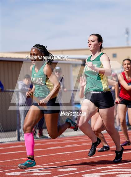 Thumbnail 2 in Los Lunas Track and Field Meet  photogallery.
