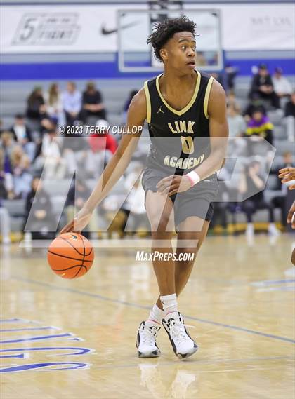 Thumbnail 2 in Link Academy vs. AZ Compass (5 for the Fight National Hoopfest) photogallery.