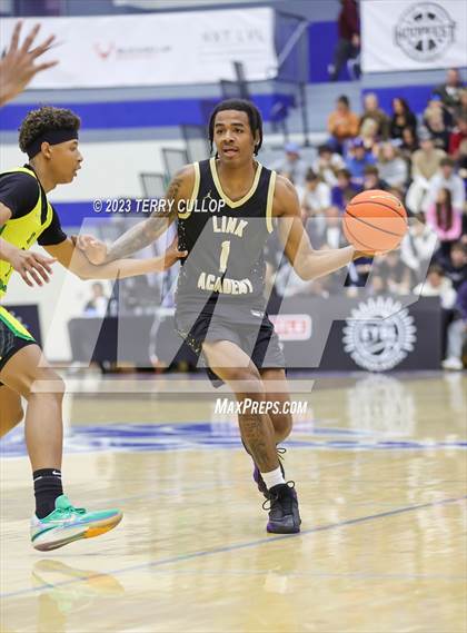 Thumbnail 2 in Link Academy vs. AZ Compass (5 for the Fight National Hoopfest) photogallery.