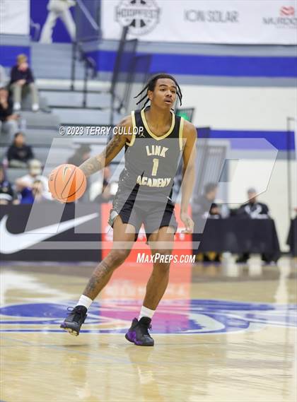 Thumbnail 3 in Link Academy vs. AZ Compass (5 for the Fight National Hoopfest) photogallery.