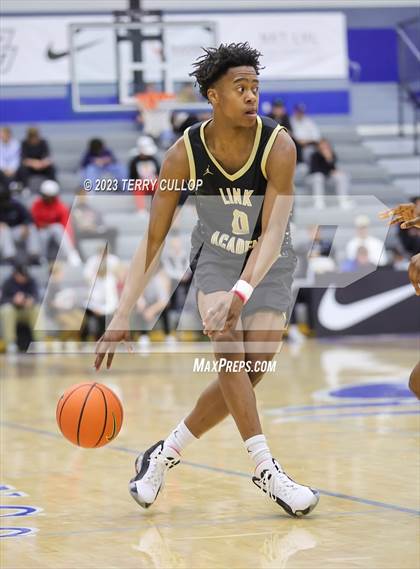Thumbnail 1 in Link Academy vs. AZ Compass (5 for the Fight National Hoopfest) photogallery.