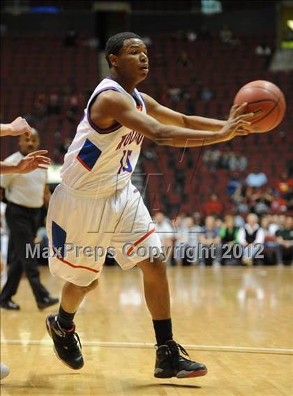 Thumbnail 2 in Thatcher vs. Holbrook (AIA D3 Semifinals) photogallery.