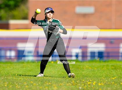 Thumbnail 3 in Bishop Ludden vs Cato-Meridian photogallery.
