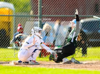 Thumbnail 2 in Bishop Ludden vs Cato-Meridian photogallery.