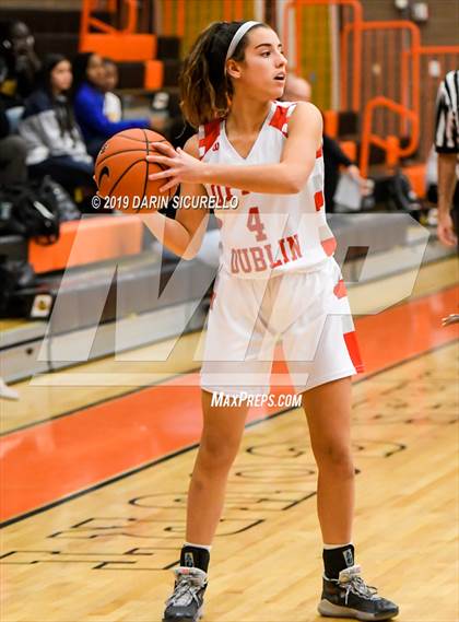 Thumbnail 2 in Upper Dublin vs. Dillard (NIKE Tournament of Champions) photogallery.
