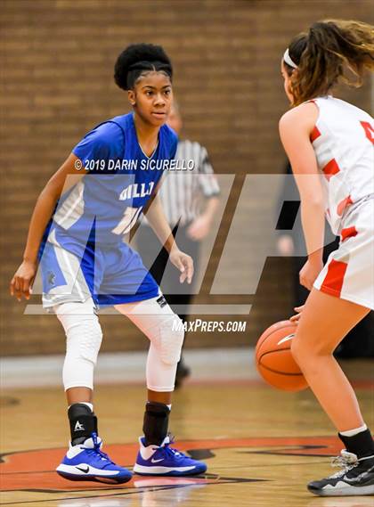 Thumbnail 2 in Upper Dublin vs. Dillard (NIKE Tournament of Champions) photogallery.