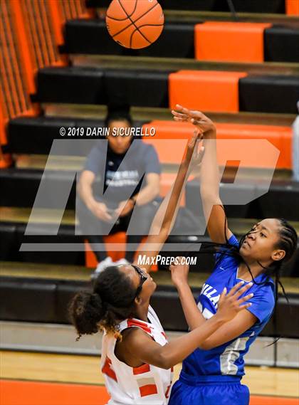 Thumbnail 3 in Upper Dublin vs. Dillard (NIKE Tournament of Champions) photogallery.