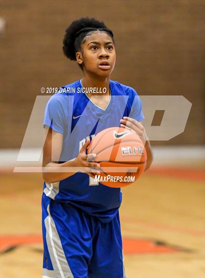 Thumbnail 2 in Upper Dublin vs. Dillard (NIKE Tournament of Champions) photogallery.