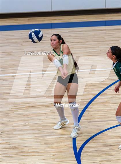 Thumbnail 2 in West Las Vegas @ Santa Fe Prep photogallery.