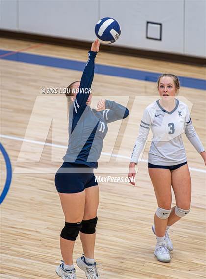 Thumbnail 3 in West Las Vegas @ Santa Fe Prep photogallery.