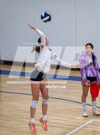 Thumbnail 3 in West Las Vegas @ Santa Fe Prep photogallery.