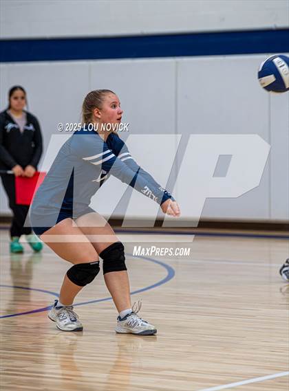 Thumbnail 1 in West Las Vegas @ Santa Fe Prep photogallery.