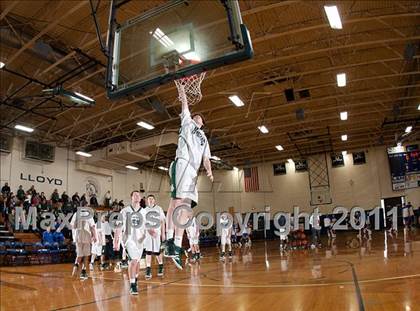 Thumbnail 1 in Newport Central Catholic vs Bishop Brossart (Lloyd Memorial Classic) photogallery.