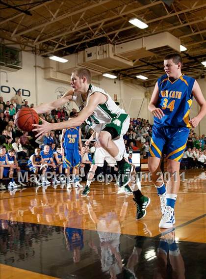 Thumbnail 3 in Newport Central Catholic vs Bishop Brossart (Lloyd Memorial Classic) photogallery.