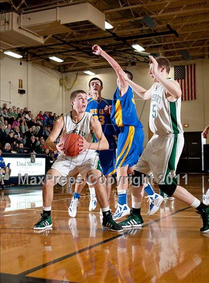 Thumbnail 3 in Newport Central Catholic vs Bishop Brossart (Lloyd Memorial Classic) photogallery.