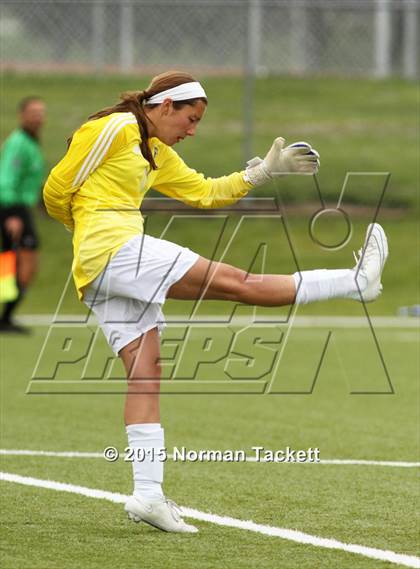 Thumbnail 2 in Blue Valley Northwest vs. Washburn Rural (KSHSAA 6A Final) photogallery.